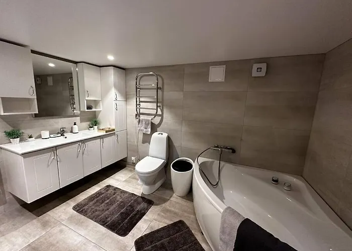 Апартаменты Basement With Parking